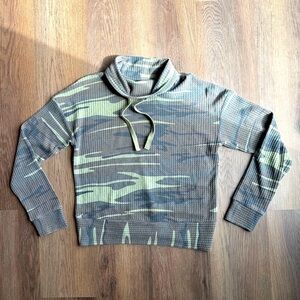 TXS Camo Print Waffle‎ Knit Cowl Neck Long Sleeve Pullover Top